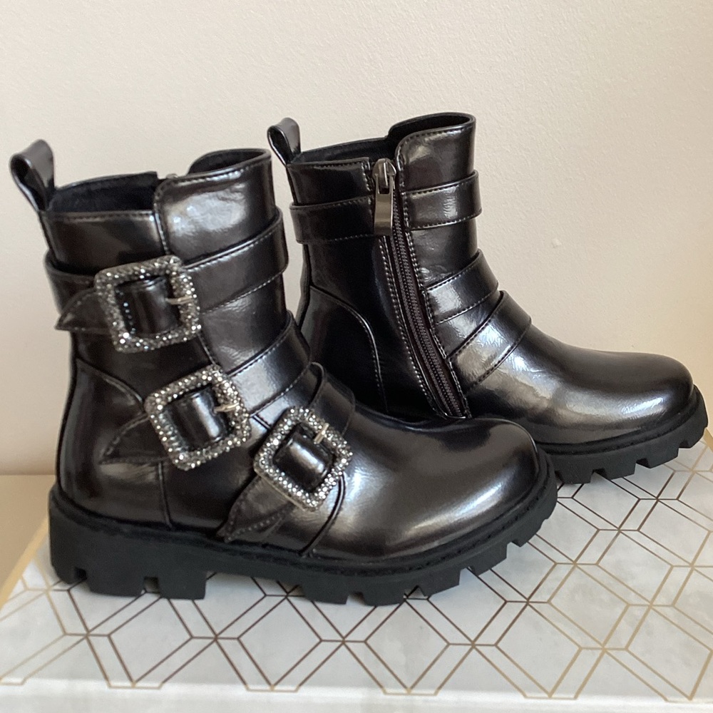 Oca Loca kids boots NWB
